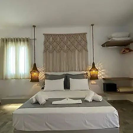 Alexandros Mykonos